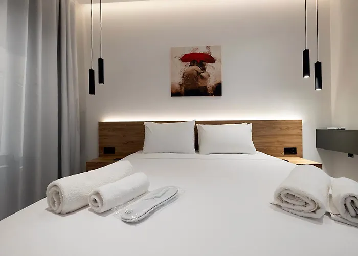 Akira Suites