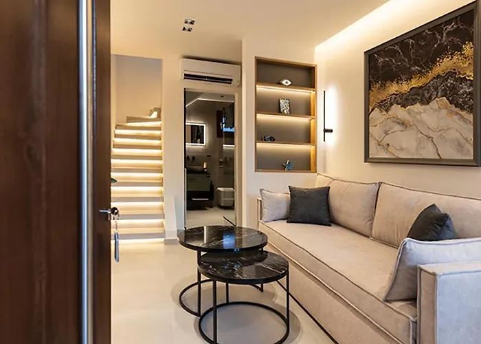 Akira Suites