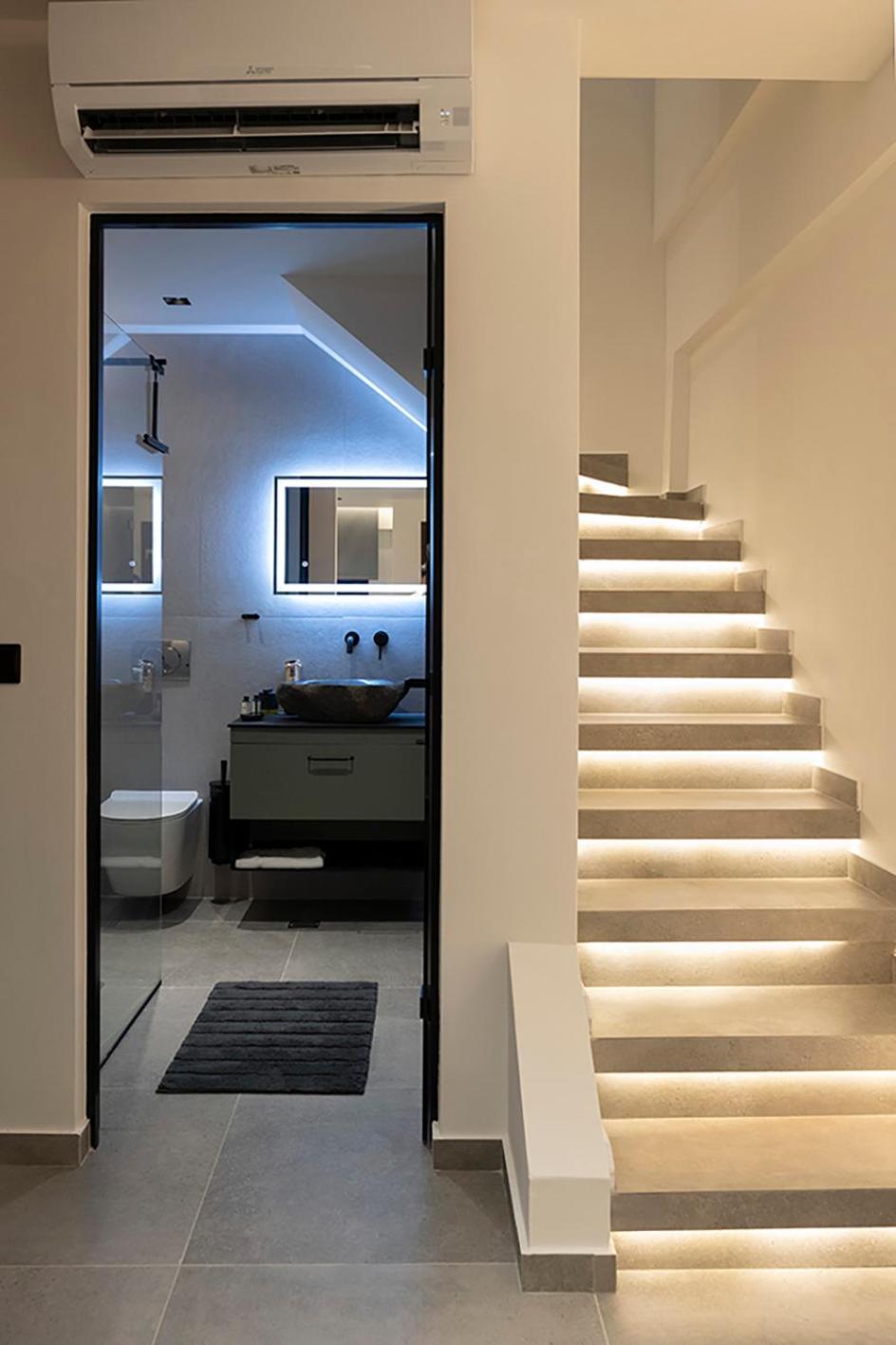 Akira Apartment *